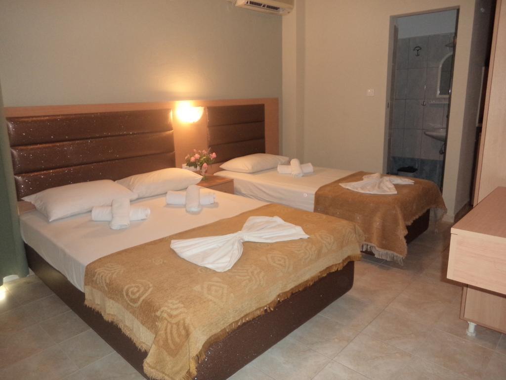 Hotel Dioni Paralía Chambre photo