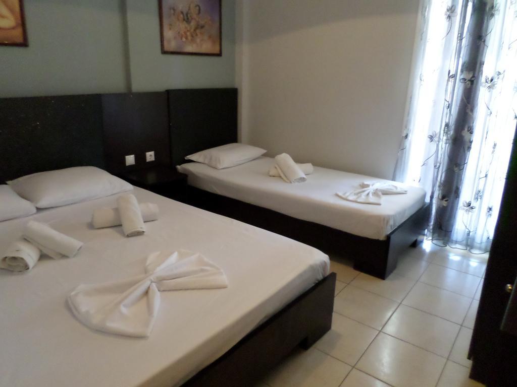Hotel Dioni Paralía Chambre photo