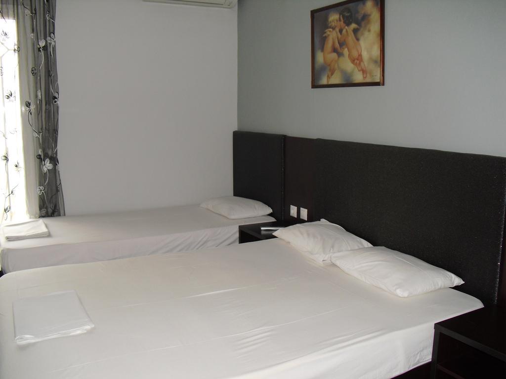 Hotel Dioni Paralía Chambre photo