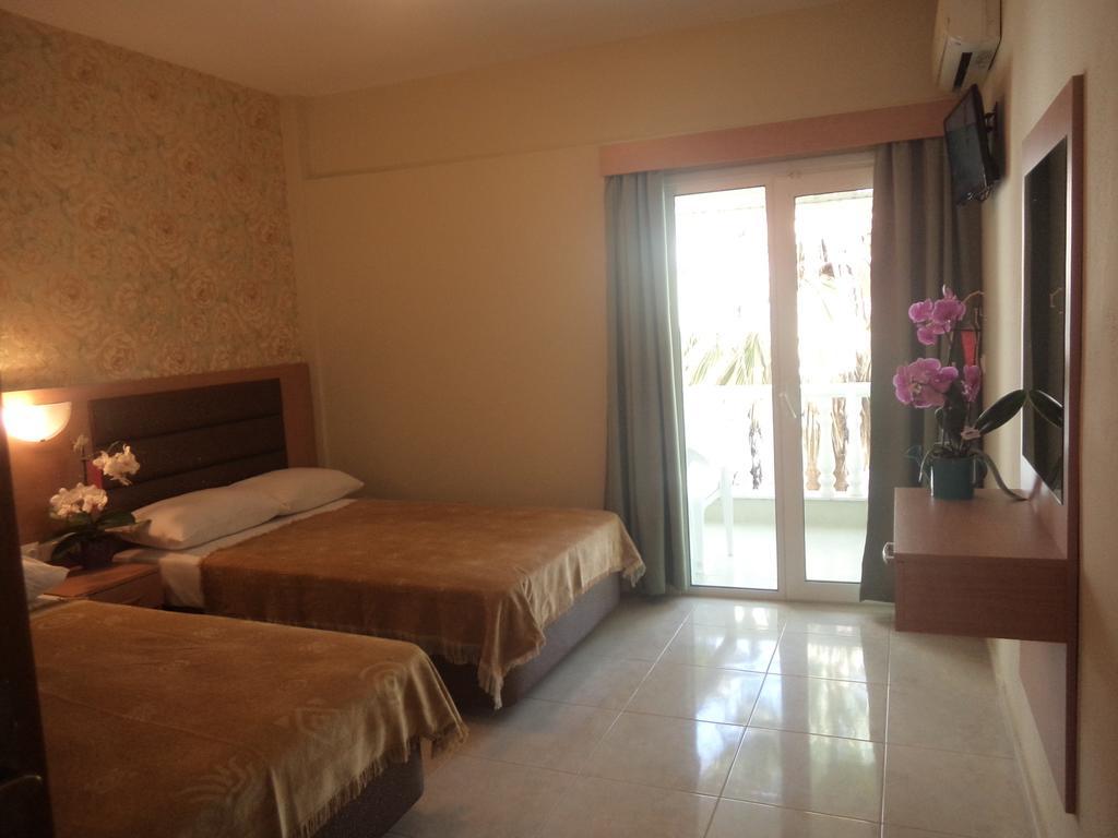 Hotel Dioni Paralía Chambre photo