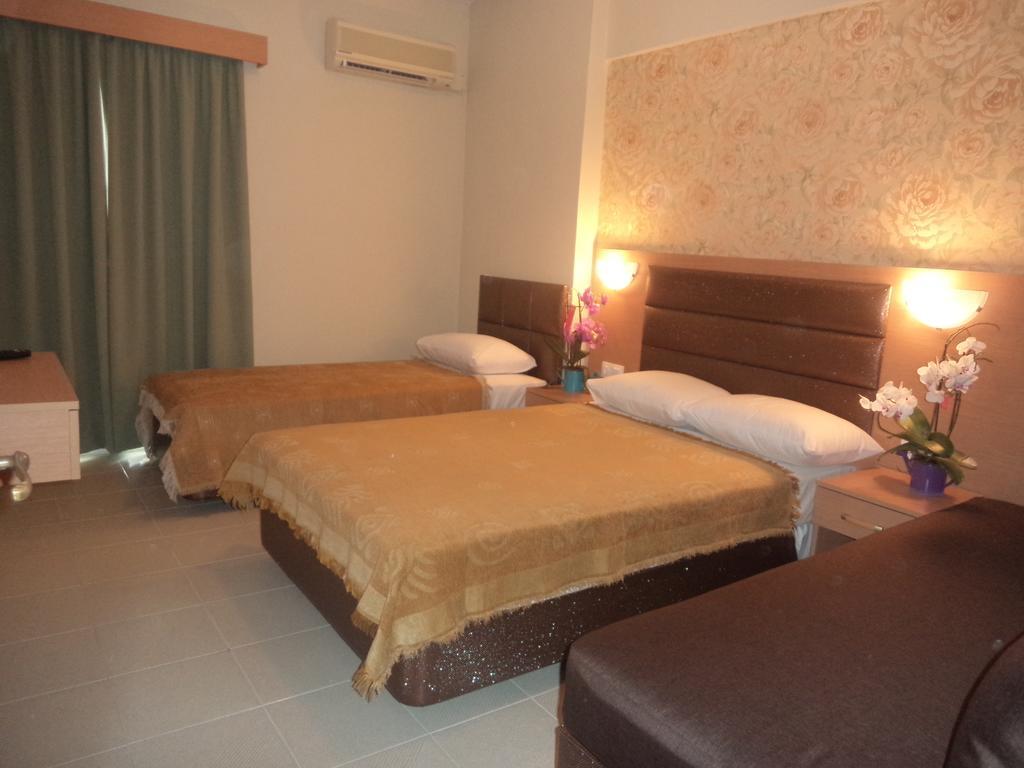Hotel Dioni Paralía Extérieur photo